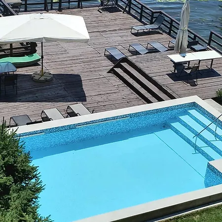La Ponton 3* Ieşelniţa